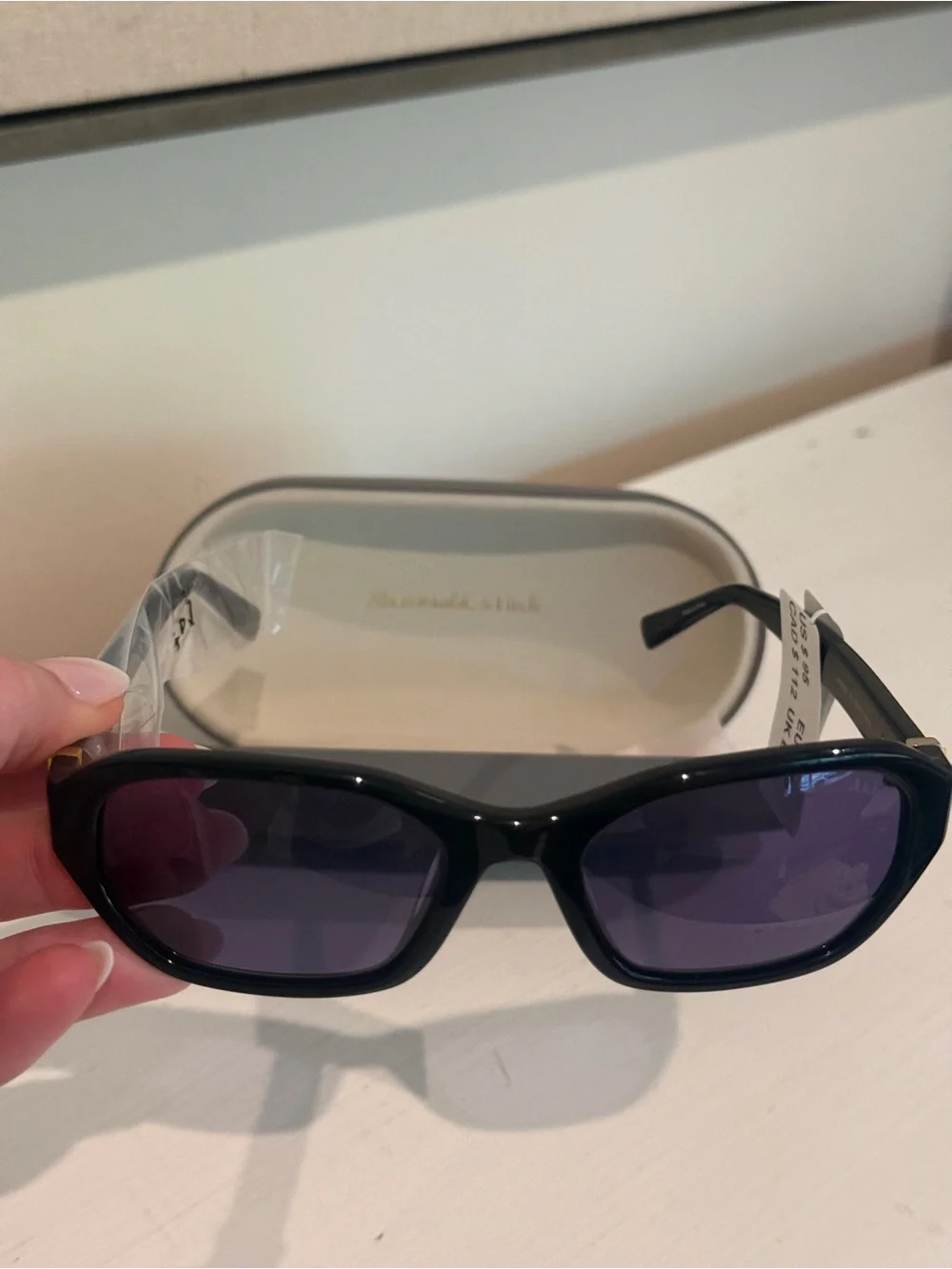 Abercrombie & Fitch Black Rectangular Women's Sunglasses